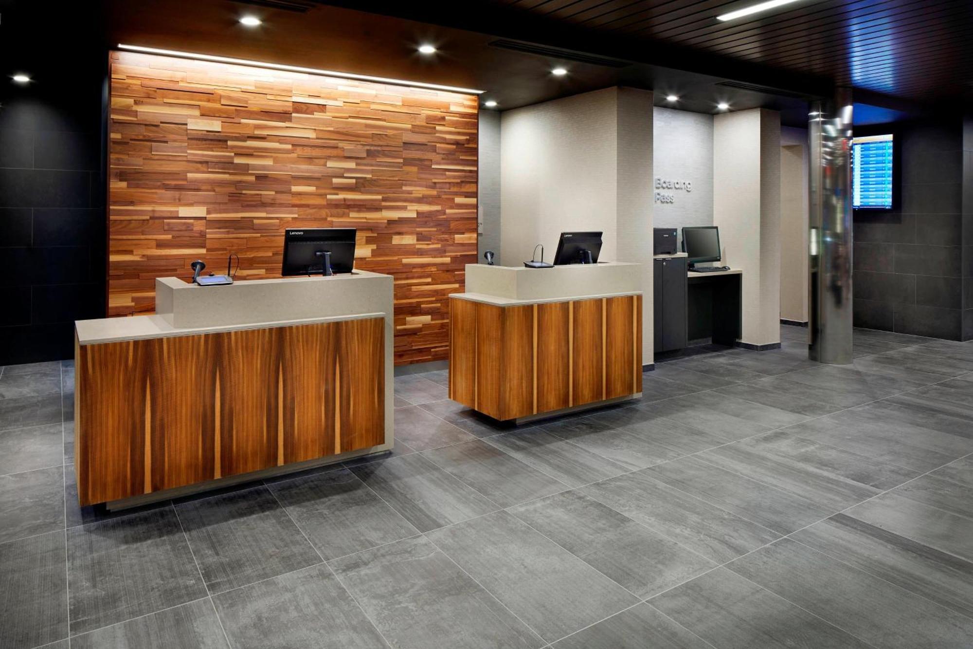 Hotel Courtyard By Marriott Houston Intercontinental Airport Exteriér fotografie